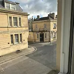 Contemporary Pied A Terre In The Heart Of Bath