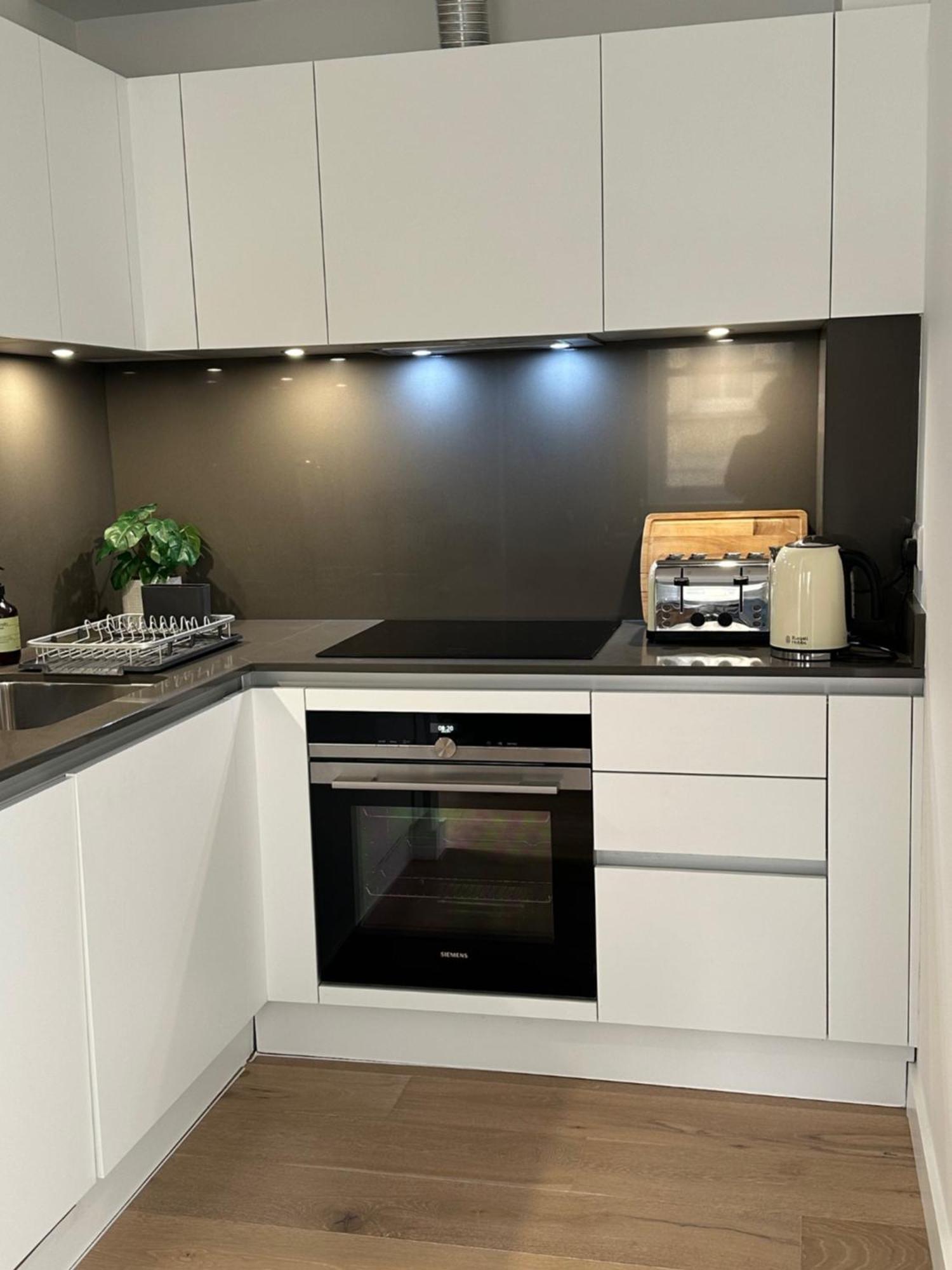 Contemporary Pied A Terre In The Heart Of
